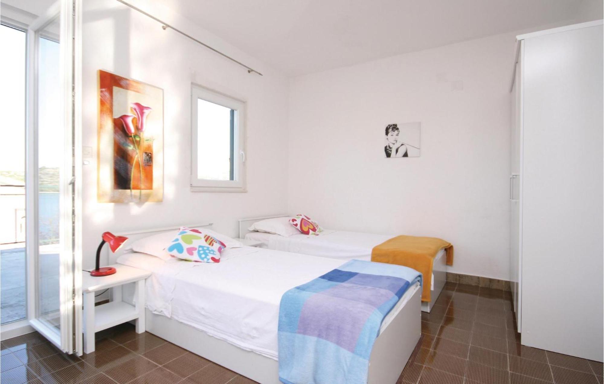 2 Bedroom Beautiful Home In Sparadici Grebaštica Dış mekan fotoğraf